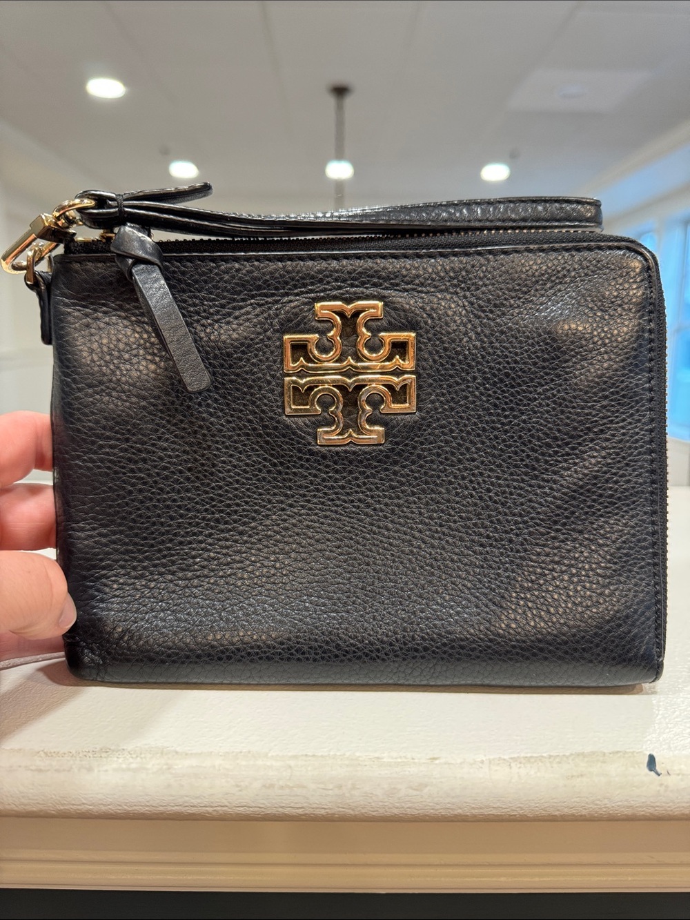 Tory Burch Large Zip Pouch Wristlet 10005932